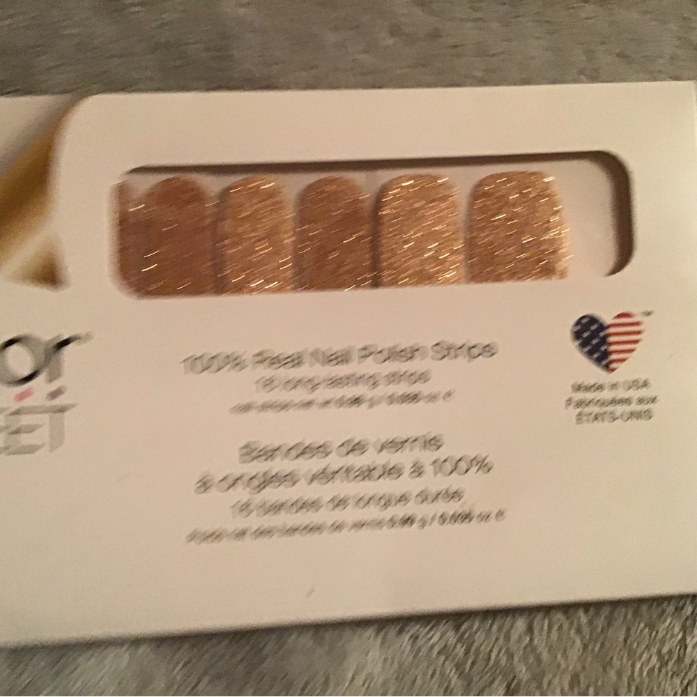 Color street 100% Real Nail polish Strips 16 lasting strips ‘Himalayan Salt’